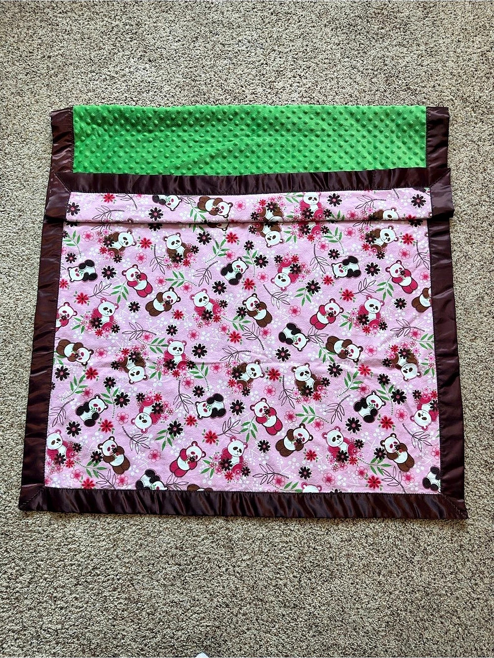 Pink & Green Panda Baby/childs Blanket
❤️Handmade ❤️